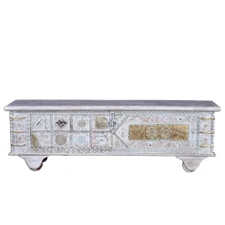 Wohnen 146 cm breite Truhe in Antikweiß mit Bronze - Abraham