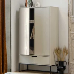 Wohnen Kommoden|Esszimmerschränke*149 cm hoher Schrank in Hellgrau - Lergavano