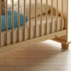 Wohnen Babybett Cilian aus Kiefer Massivholz