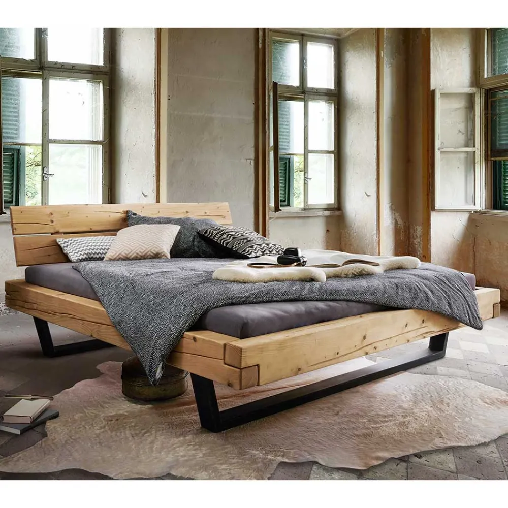 Wohnen Balkenbett mit Bügelfüßen im rustikalen Stil - Teresina