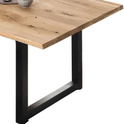Wohnen Esszimmertisch aus Wildeiche mit Metallbeinen - Rasita