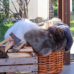 Wohnen Fell vom Schaf als Sitzauflage oder Vorleger - Osmin