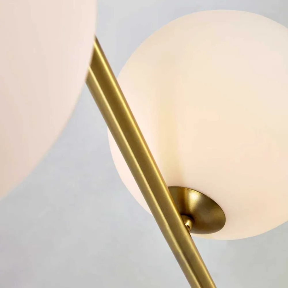 Wohnen 2-flammige Stehleuchte mit weißen Glas Kugelschirmen - Partiona