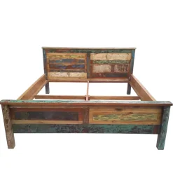 Wohnen Holzbett Jamaica in Braun Bunt