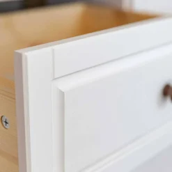 Wohnen Garderobenschränke*Landhaus Garderobenschrank in Weiß mit Braun - Zalya