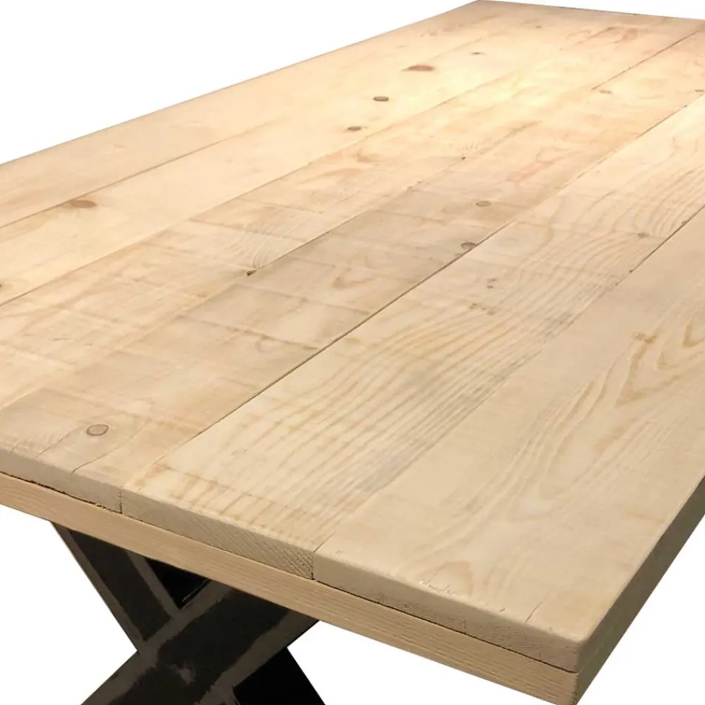 Wohnen Markanter Esszimmertisch aus Recyclingholz Fichte - Giurgia