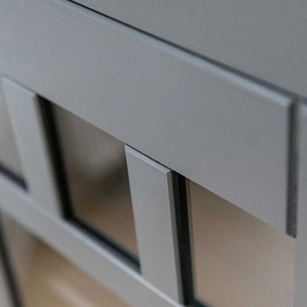 Wohnen Esszimmer-Vitrinen*Modern Country Vitrine in Grau & Kiefer - Eromsia