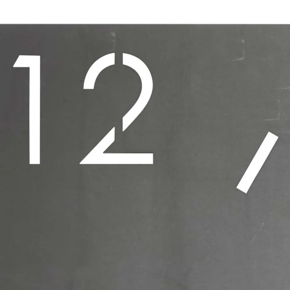 Wohnen Wanduhren*Quadratische Wanduhr im Industrial Style - Cetrona