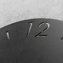 Wohnen Runde Uhr in Schwarz - Santorina