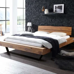 Wohnen Rustikales Wildeiche Holzbett mit Metallkufen - Space