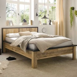 Wohnen Schlafzimmer mit 140x200 Bett - Naiavio I (vierteilig)