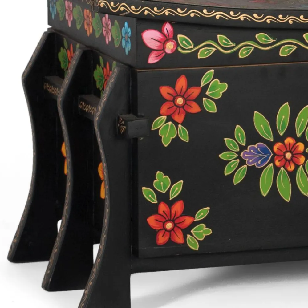 Wohnen Schwarze Truhe mit bunter Blumen Malerei - Sacrala