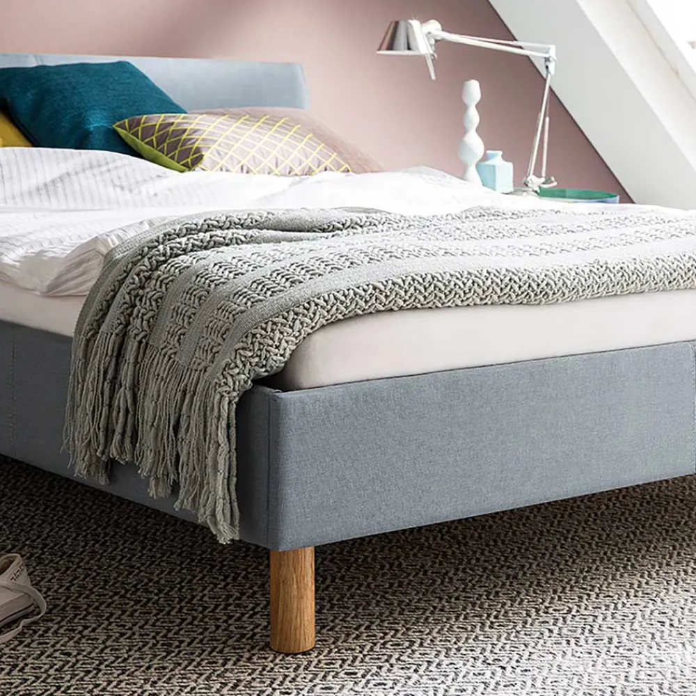 Wohnen Skandinavisches Polsterbett in Hellblau Webstoff - Ortava