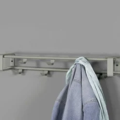 Wohnen Stahl 7 Haken Garderobe in Graugrün - Azulon