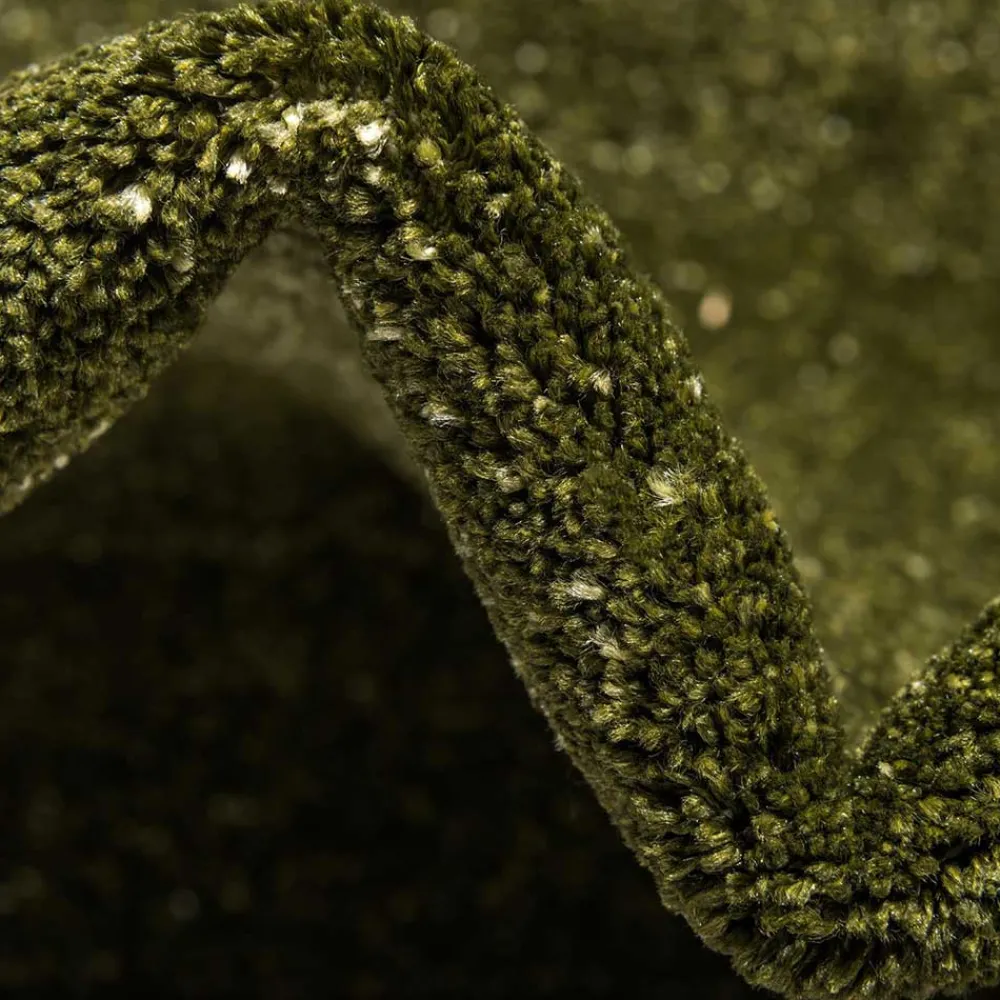 Wohnen Teppich in Oliv Grün mit Rahmen in Creme - Loritana