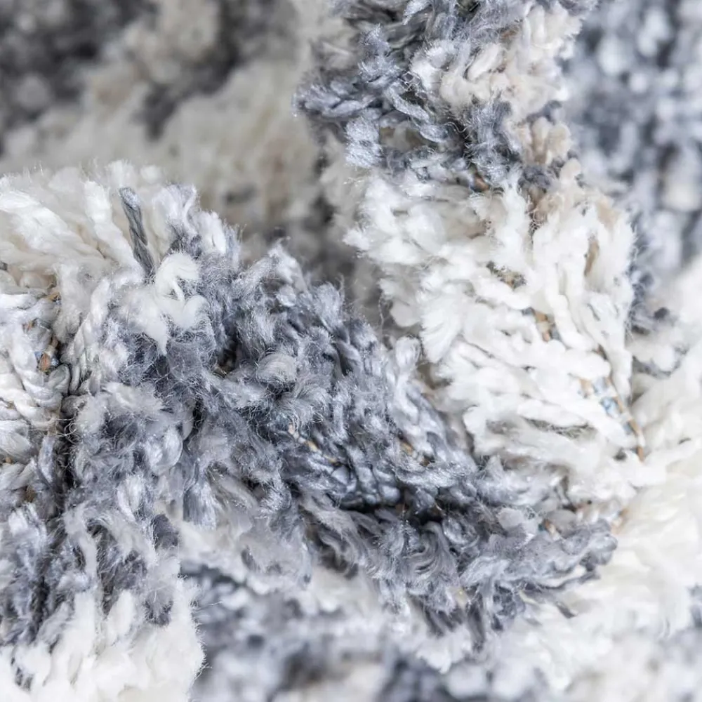 Wohnen Teppiche*Teppich mit handgeflochtenen Fransen in Creme und Grau - Juwan