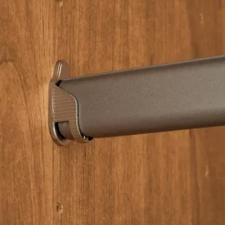 Wohnen 3-türiger Kleiderschrank in Erle teilmassiv - Hung