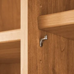 Wohnen 8-türiger Schrank in Erle teilmassiv - Dilacco