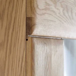 Wohnen Wohnraum Vitrinenschrank Pontros in Eiche Bianco teilmassiv