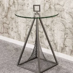 Wohnen 45x57x45 Tisch mit Design Pyramiden Gestell - Soveltra