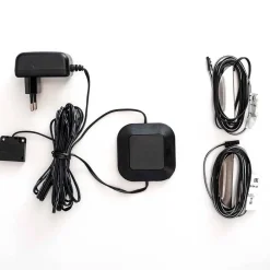 Wohnen 72x200x40 Wohnzimmervitrine teilmassiv - Vlacoma