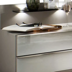 Wohnen Zwei Nachtkonsolen mit Glasablage - Tumiva (2er Set)