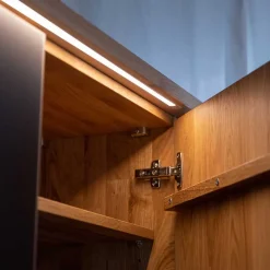 Wohnen Zweifarbiger Kleiderschrank aus Eiche massiv - Agusto